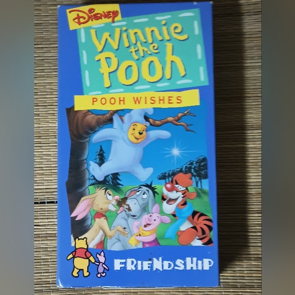 Winnie the Pooh Friendship Vhs - Picture 2 of 3